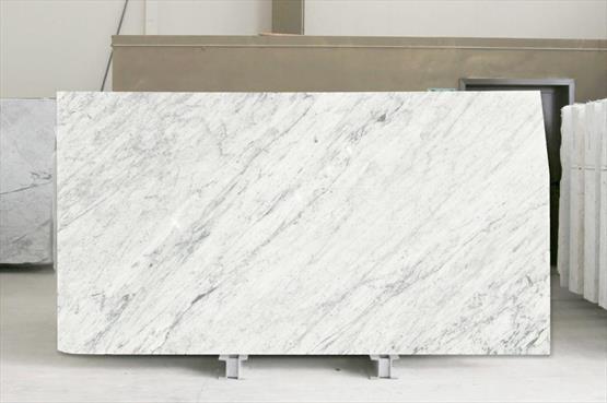 White Carrara Honed/Polished