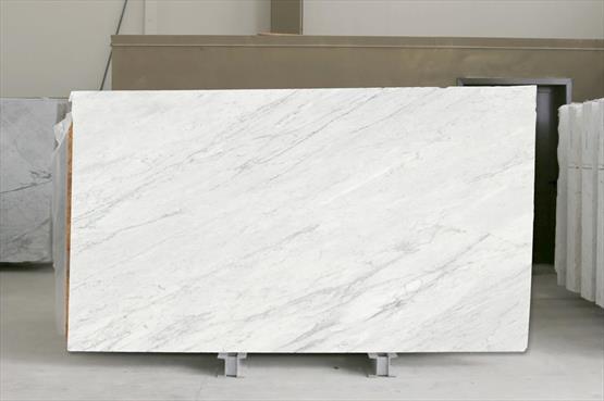White Carrara Honed/Polished